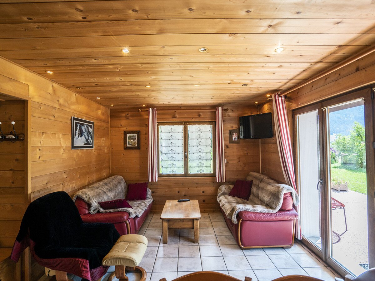 Chalet spacieux à Châtel - 3 chambres, 9 personnes, parking dispo