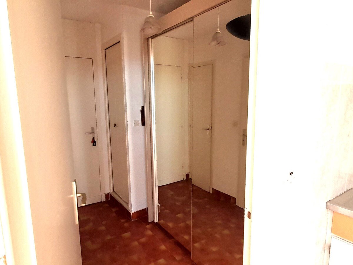 Studio pour 2 avec parking, vue mer à Héliopolis