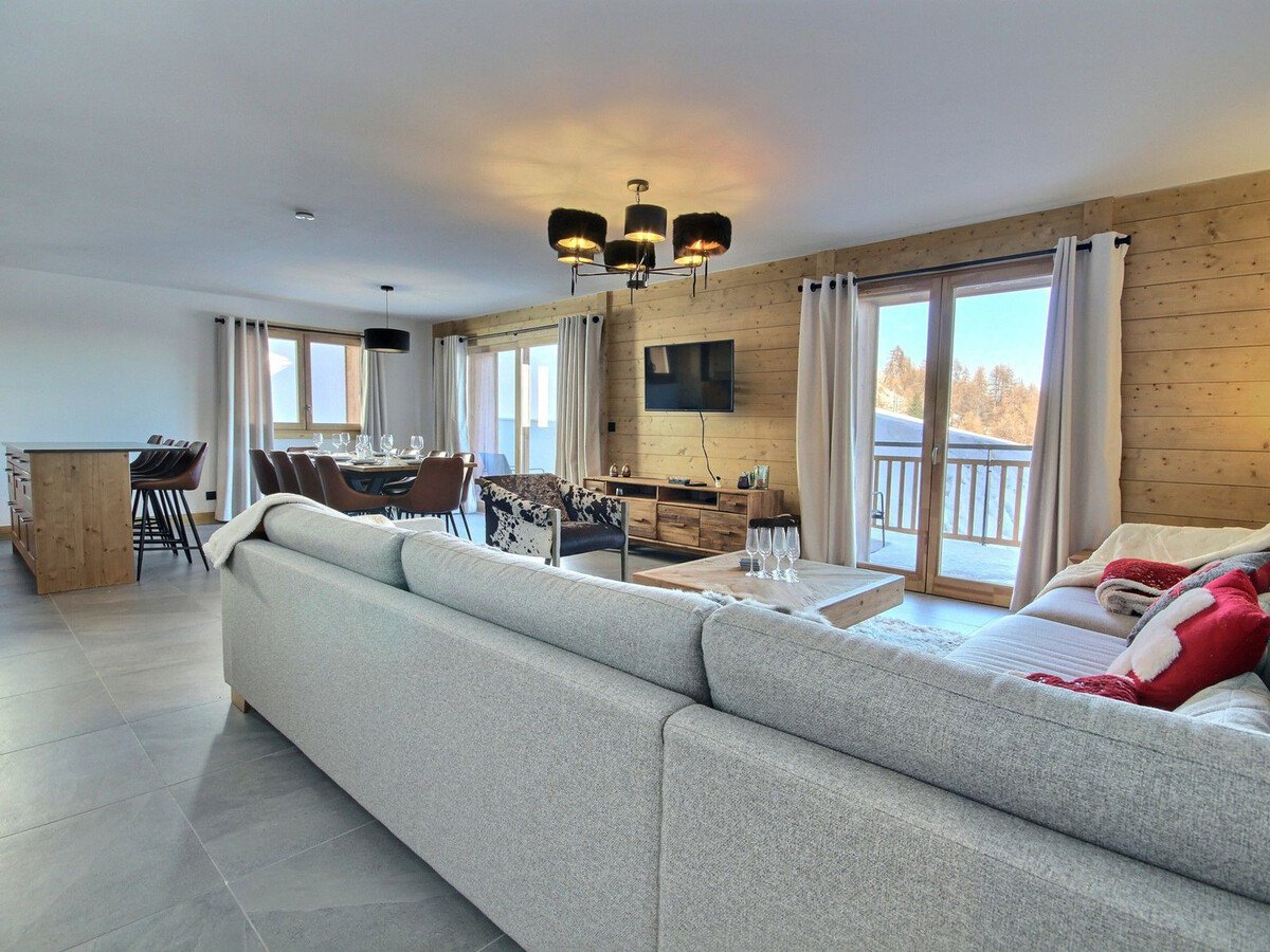 Appartement neuf pour 12 personnes avec Wifi et vue sur Mont Blanc