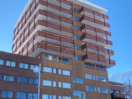 Appartement rénové 3/4 pièces, grand balcon, 8 personnes, accès pistes