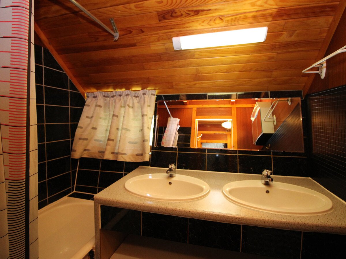 Chalet Mont-Dore 9 pers, cheminée, terrasse, WiFi
