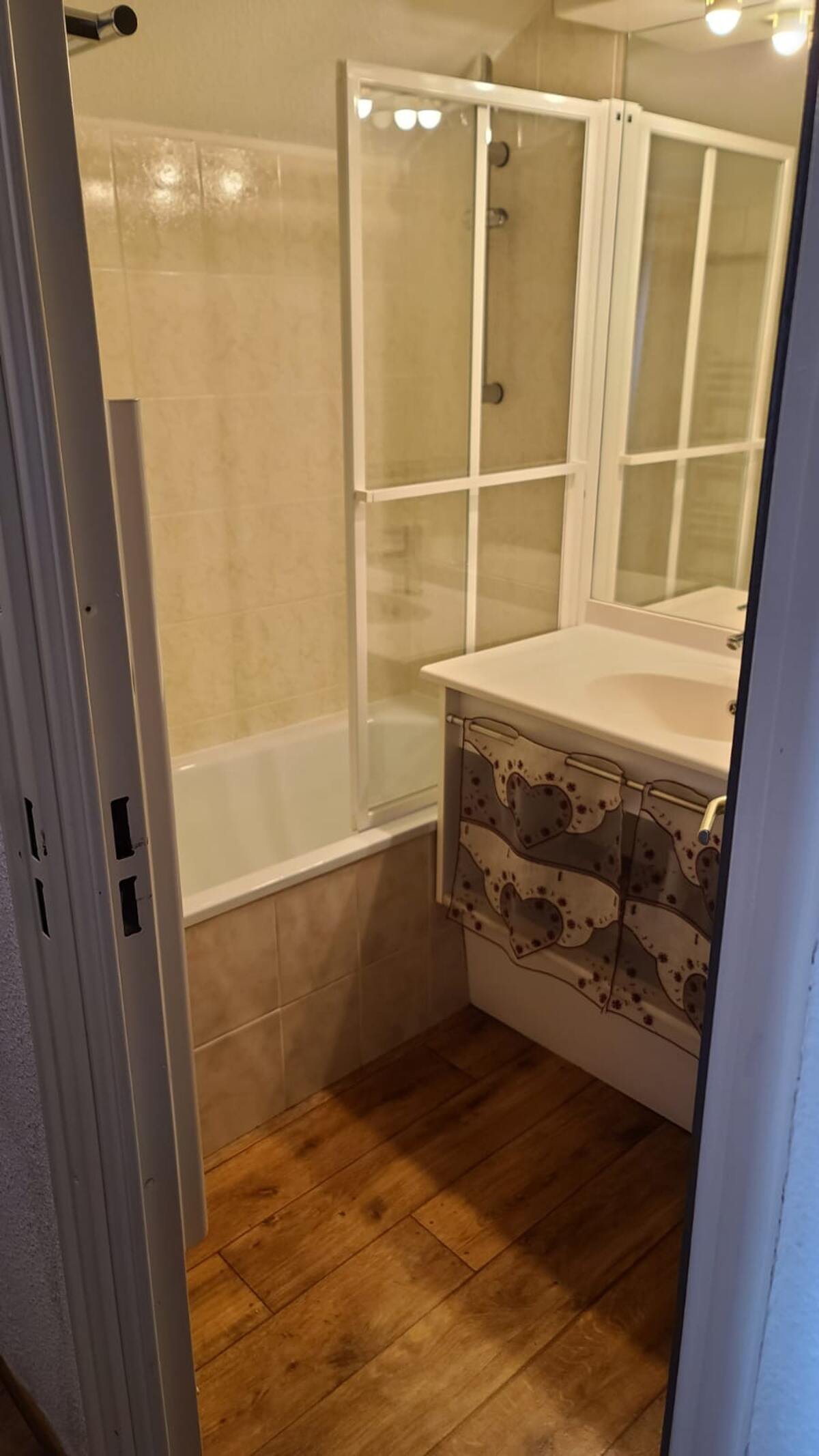 Image 3