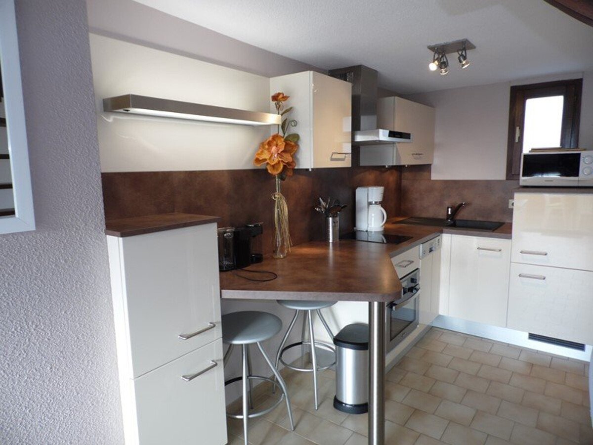 Duplex moderne à 150m de la plage avec terrasse, parking et équipements complets
